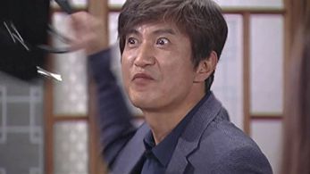 Ahn Nae-sang in Band of Sisters (2017)