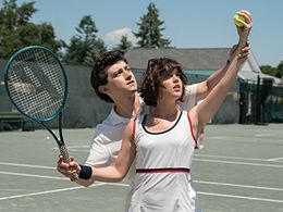 Craig Roberts and Alexandra Socha in Red Oaks (2014)