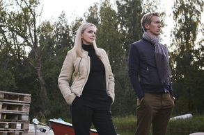 Still of Anu Sinisalo and Jussi Vatanen in Forest Giant