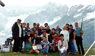 Juliet Mills, David Allen, Albert Band, Richard Joseph Paul, Leon Russom, and Tai Thai in The Primevals (2023)