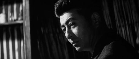 Ryô Ikebe in Pale Flower (1964)