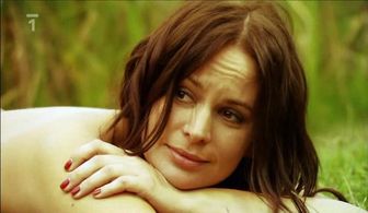 Jitka Cvancarová in Sejít z cesty (2012)