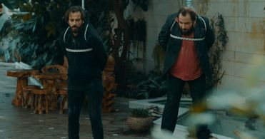 Mustafa Kirantepe and Erkan Kolçak Köstendil in Çukur (2016)