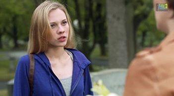 Kelcie Stranahan in Last Hours in Suburbia (2012)