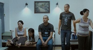 Jenjira Pongpas, Kanokporn Tongaram, and Sakda Kaewbuadee in Uncle Boonmee Who Can Recall His Past Lives (2010)