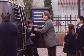 (Left to right) Veronica Afflerbach as Eleni, Miranda Cosgrove as Summer, Jordan-Claire Green as Michelle, Zachary Infan