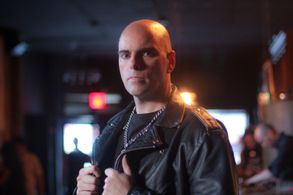 Half Girlfriend, Goth (2017)