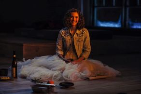 Miriam Stein in 100 Things (2018)