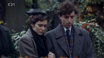 Jan Cina and Judit Bárdos in The Informant (2020)