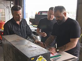 Richard Rawlings, Russell J. Holmes, and Chris Stephens in Garage Rehab (2017)