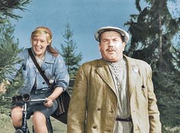 Igor Ilyinsky and Lyubov Orlova in Volga - Volga (1938)