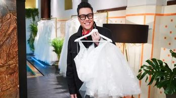 Gok Wan in Say Yes to the Dress: Poland (2022)