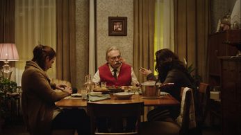 Haluk Bilginer, Sebnem Bozoklu, and Recep Usta in Persona (2018)