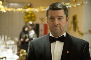 Thomas W. Gabrielsson as Leon in The Protectors (Livvagterne)