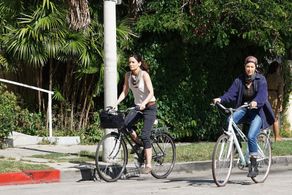 Kim Rhodes and Sarah Wayne Callies in Colony (2016)