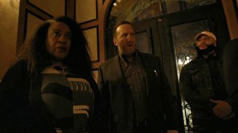 CCH Pounder, Danny Hoch, and Jarod Lindsey in Full Circle (2023)