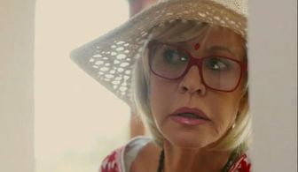 Jana Svandová in How to Shake Off a Bride (2016)