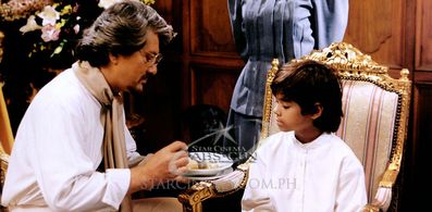 Tom Taus and Ronaldo Valdez in Cedie (1996)