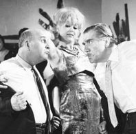 Suzan Avci, Hulusi Kentmen, and Vahi Öz in The Sugar Almonds (1963)