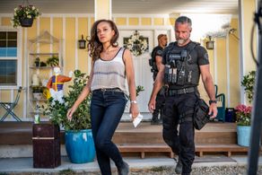 Nikiva Dionne as Nia Wells in Season 6 Ep 4 SWAT