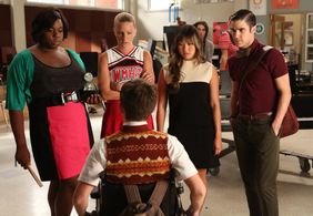 Darren Criss, Kevin McHale, Jenna Ushkowitz, Heather Elizabeth Morris, Samuel Larsen, and Alex Newell in Glee (2009)