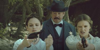 Michael Coleman, Elizabeth Olsen, and Rachel Bilson in Drunk History (2013)