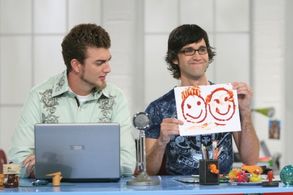 Link Neal and Rhett McLaughlin in Online Nation (2007)