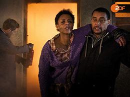 Dennenesch Zoudé and Christofer von Beau in SOKO 5113 (1978)