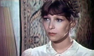 Elena Mayorova in Odinokim predostavlyaetsya obshchezhitiye (1984)