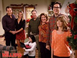 Beau Bridges, Will Arnett, Margo Martindale, Jayma Mays, Nelson Franklin, and Lulu Wilson in The Millers (2013)