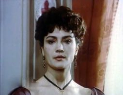 Nataliya Sumskaya in Radi semeynogo ochaga (1992)