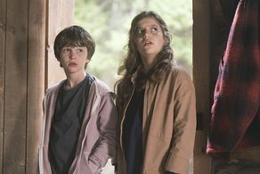 Gabriel Bateman and Aviv Cohen in American Gothic (2016)