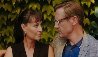 David Matásek and Lenka Vlasáková in How to Shake Off a Bride (2016)