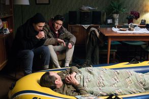 Piotr Cyrwus, Mikolaj Kubacki, and Lukasz Szczepanowski in Fanatyk (2017)