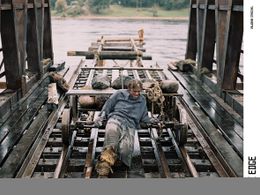 Anjorka Strechel in The Edge (2010)