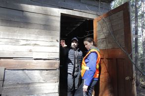 Thomas Michael directing Rya Kihltstedt