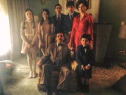 Zamia Fandiño and Sergio Bonilla in Un Padre No Tan Padre