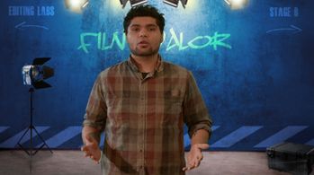 Adam Ambrosio in Film Valor (2016)