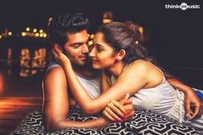 Arya and Sayyeshaa Saigal in Ghajinikanth (2018)