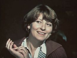 Lyudmila Zaytseva in Dozhd v chuzhom gorode (1980)