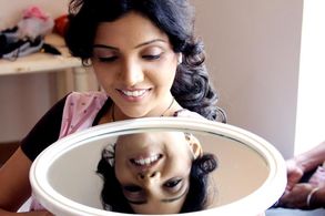 Mukta Barve in Badam Rani Gulam Chor (2012)