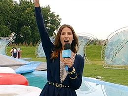 Amanda Byram in Total Wipeout (2009)