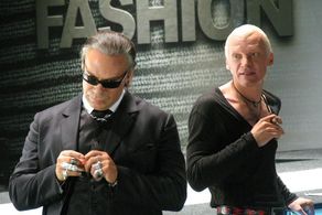 Aleksey Serebryakov and Efim Shifrin in Gloss (2007)