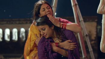 Lubna Salim and Mahima Makwana in Rishton Ka Chakravyuh (2017)