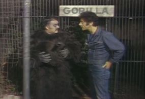 Bob Burns and Antony Ponzini in Wonderbug (1976)