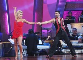 Driton 'Tony' Dovolani and Kate Gosselin in Dancing with the Stars (2005)