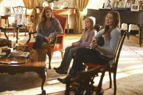 Connie Britton, Lennon Stella, and Maisy Stella in Nashville (2012)