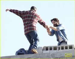 Jon Bernthal and Lucca De Oliveira in The Punisher (2017)