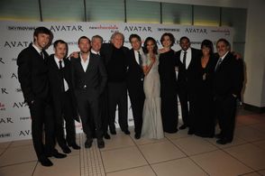 James Cameron, Sigourney Weaver, Giovanni Ribisi, Stephen Lang, Laz Alonso, Jon Landau, Joel David Moore, Michelle Rodri