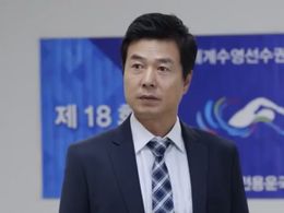 Seonwoo Jae-Deok in No Breathing (2013)